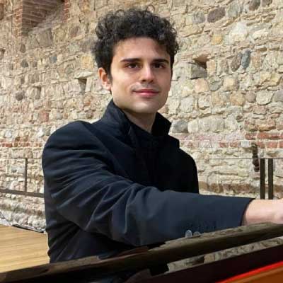 Edoardo Isolani insegnante di pianoforte CEA Villafranca